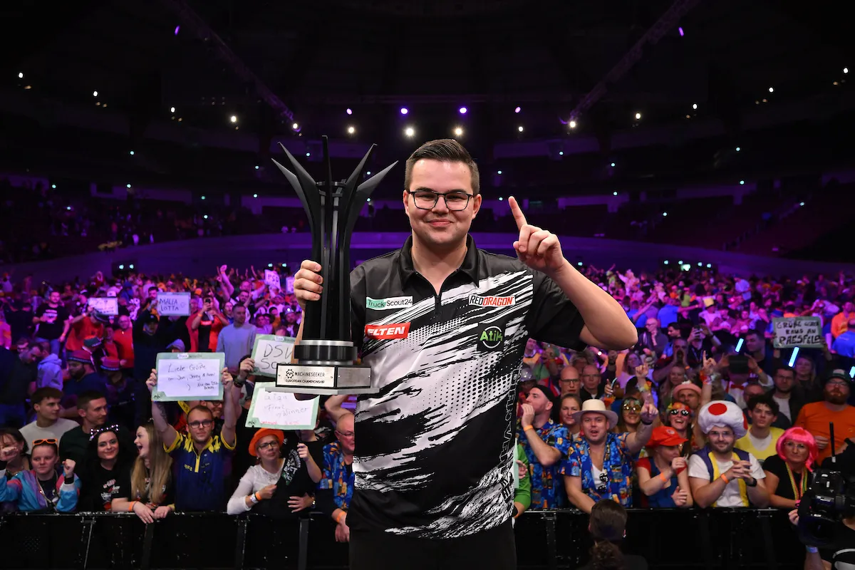 Gian van Veen GVV Dutch PDC darts player